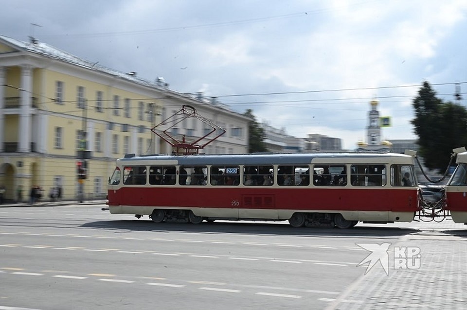    Инцидент произошел на трамвайных путях недалеко от Цирка Ольга ЮШКОВА
