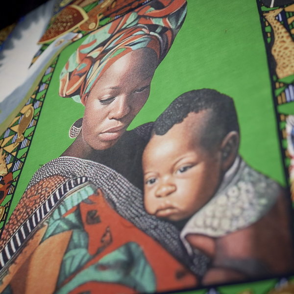     «Истовое/Неистовое» христианство в Африке: выставка современного искусства открылась в Институте востоковедения РАН