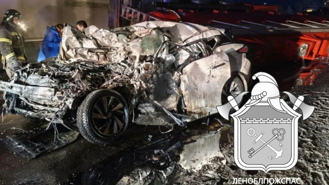 Два человека погибли в ДТП с участием бензовоза в Волховском районе