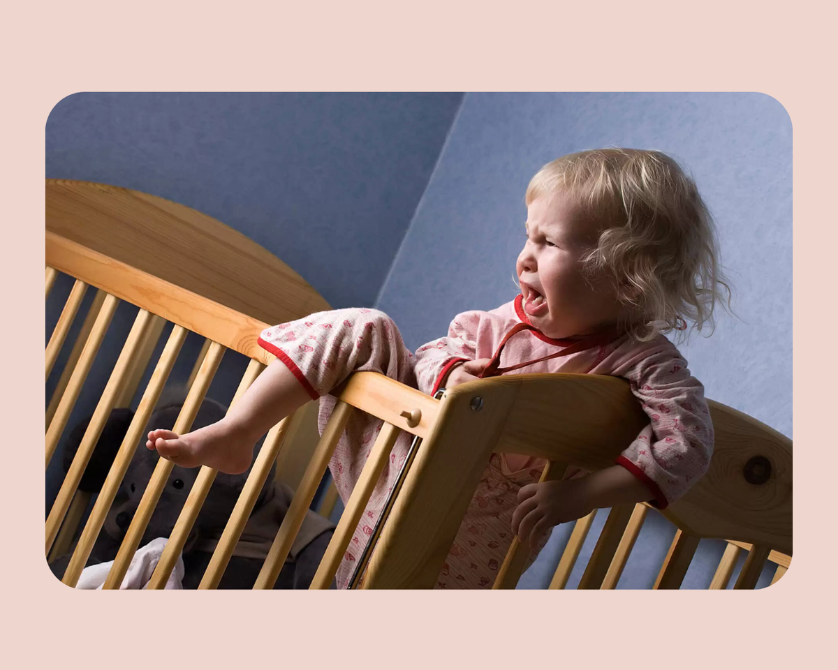 Как уберечь ребёнка от травм дома