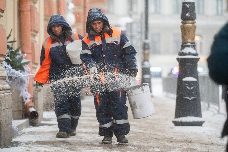    Материал работает по двум принципам. Алексей БУЛАТОВ