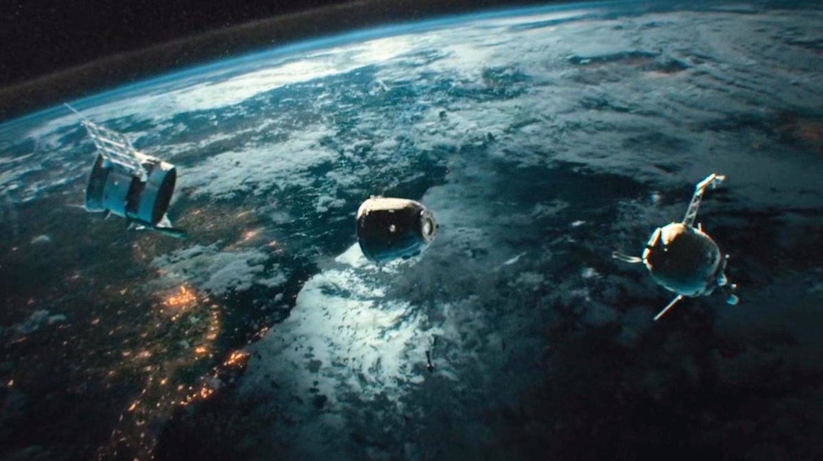 Если что - средняя штука, это и есть спускаемый аппарат. И он сейчас гореть будет. И на поверхности ничего не выживет!