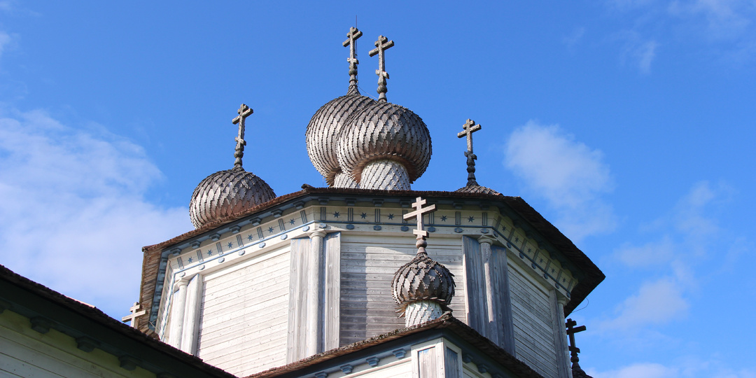 Скрытое сокровище Русского Севера: 10 деревянных храмов, которые стоит увидеть