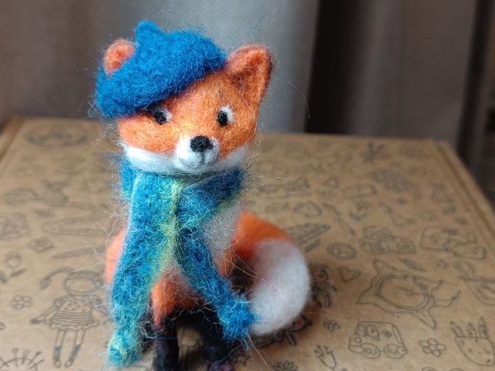 Беретик и шарфик готовы😊👍 Теперь дело за шапочкой и манишкой