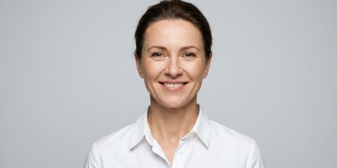 — Твоя зарплата теперь будет уходить на мой кредит, я тебя вырастила — свекровь выложила на стол квитанции