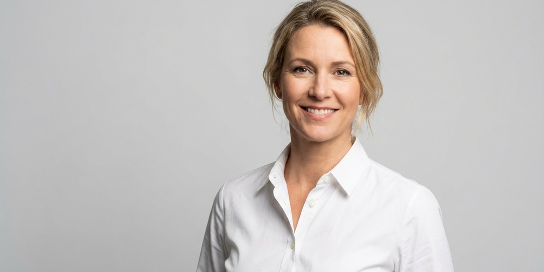 — Твои дети обойдутся без моря, а нам с отцом срочно нужен ремонт — бабушка выхватила конверт с накоплениями прямо из рук внука