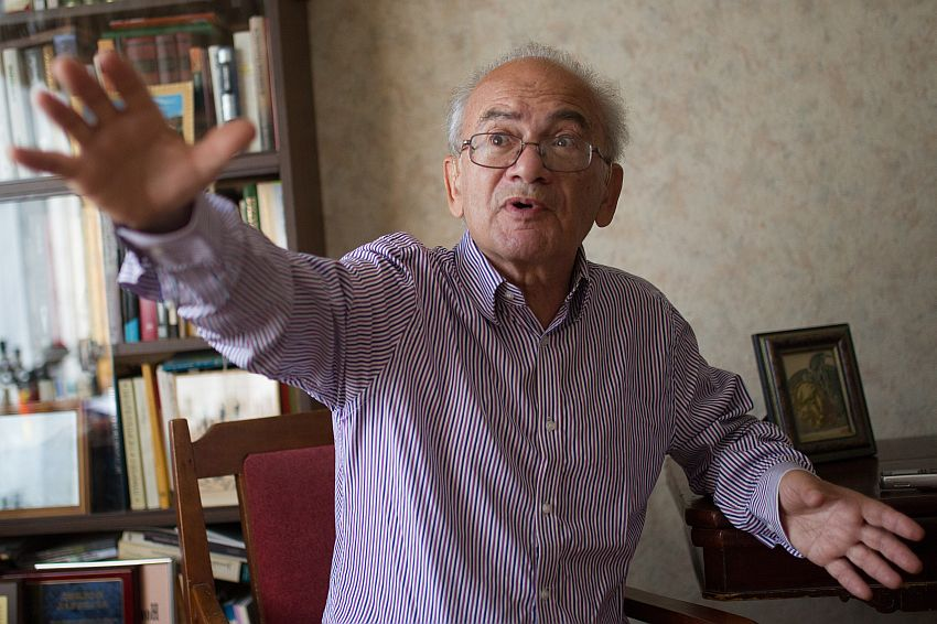 Александр Семёнович Кушнер