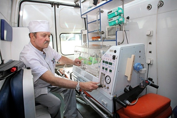 В детском реанимобиле. Фото: Челябинская областная детская клиническая больница / предоставлено для публикации hornews.com