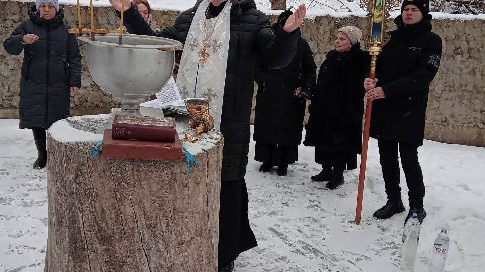 18 января, в праздник Навечерия Богоявления (Крещенский Сочельник), игумен Георгий (Голота) по благословению наместника Вознесенского