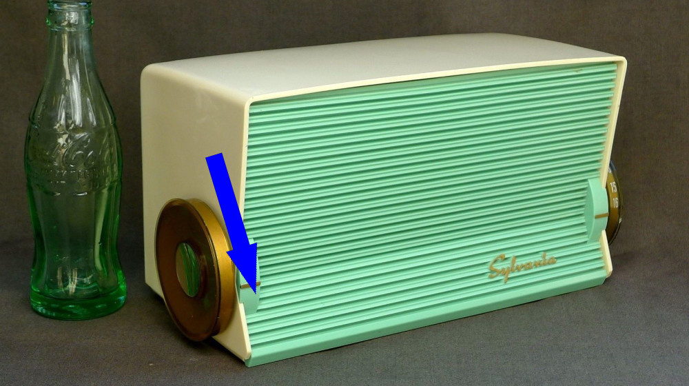    Ламповые ёлки из Радио 60-х выстрелят на вашем празднике