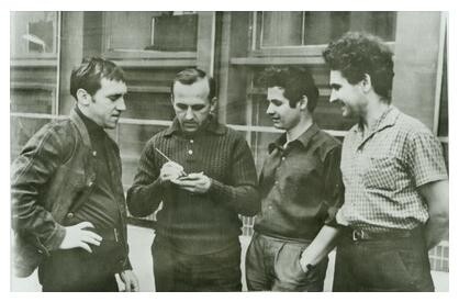 Высоцкий и работники Донецкой студии звукозаписи, 1970 год. Фото: Владимир Федоренко