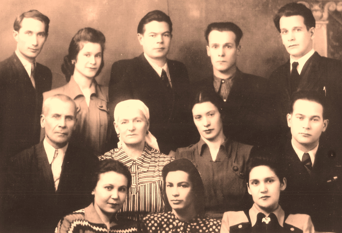 Рәссам Якуповлар һәм Фәттаховлар гаиләсе