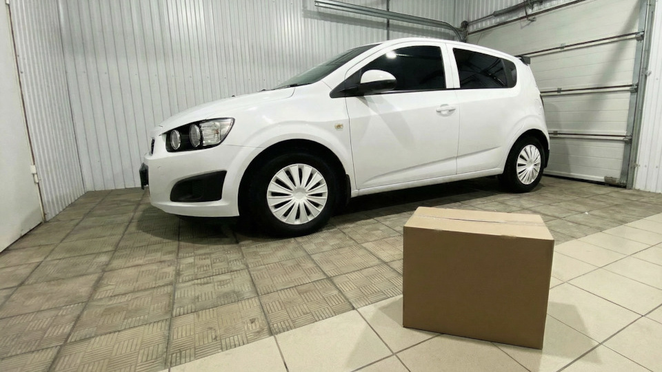 Как закрепить органайзер на профлист в гараже БЕЗ обрешетки. Личный опыт и лайфхак