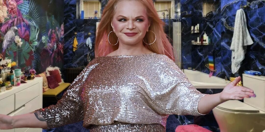 Отдохнувшая Долина впервые вышла на сцену после отпуска в Абу-Даби