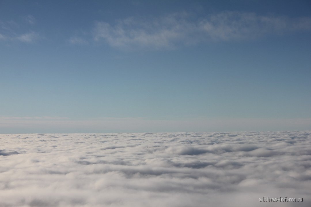    Слой облаков при наборе высоты