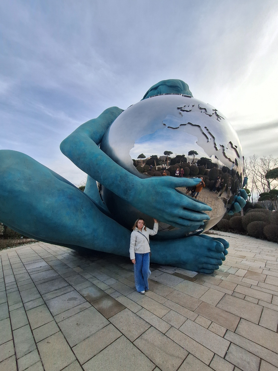 Новый арт-объект "Мать-земля"