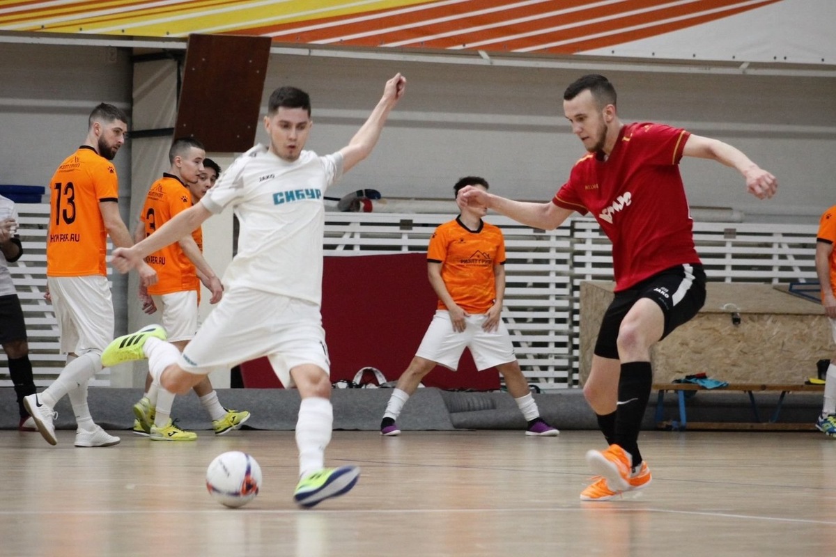    В атаке футболист «Казаньоргсинтеза». предоставлено федерацией футбола Татарстана