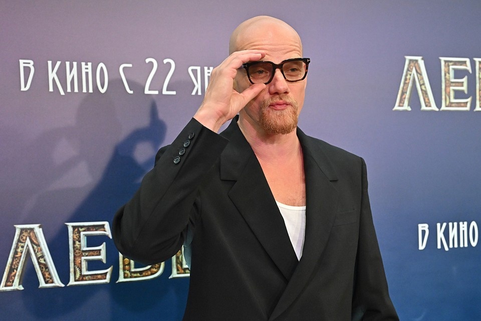    Юрий Колокольников Иван МАКЕЕВ