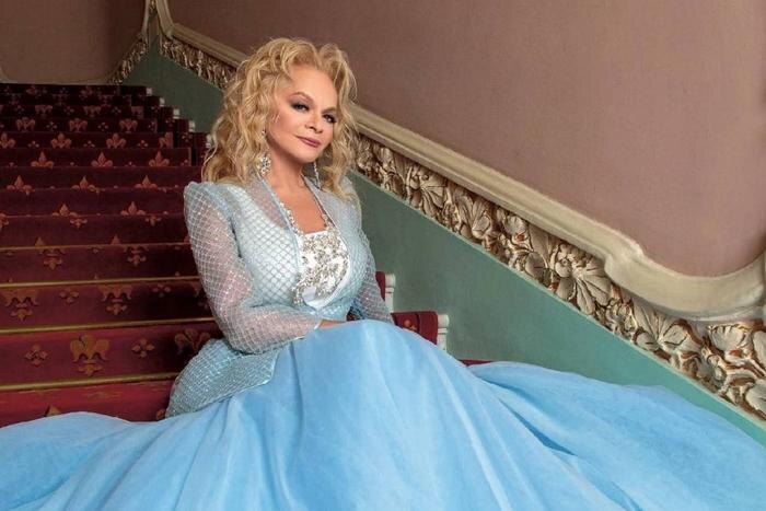 Лариса Долина. Обложка © Telegram / Лариса Долина