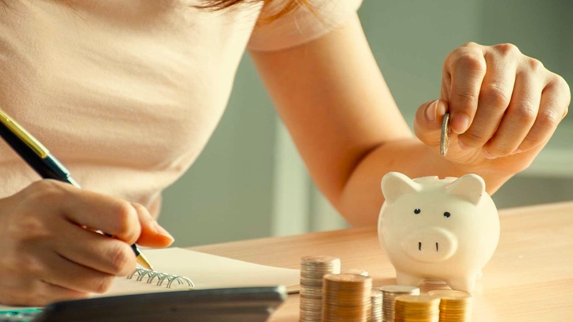 В итоге за год вы инвестируете 36 500 рублей.