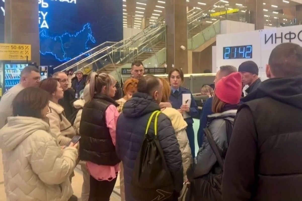    В Красноярске авиакомпанию оштрафовали за нарушения при задержке рейса