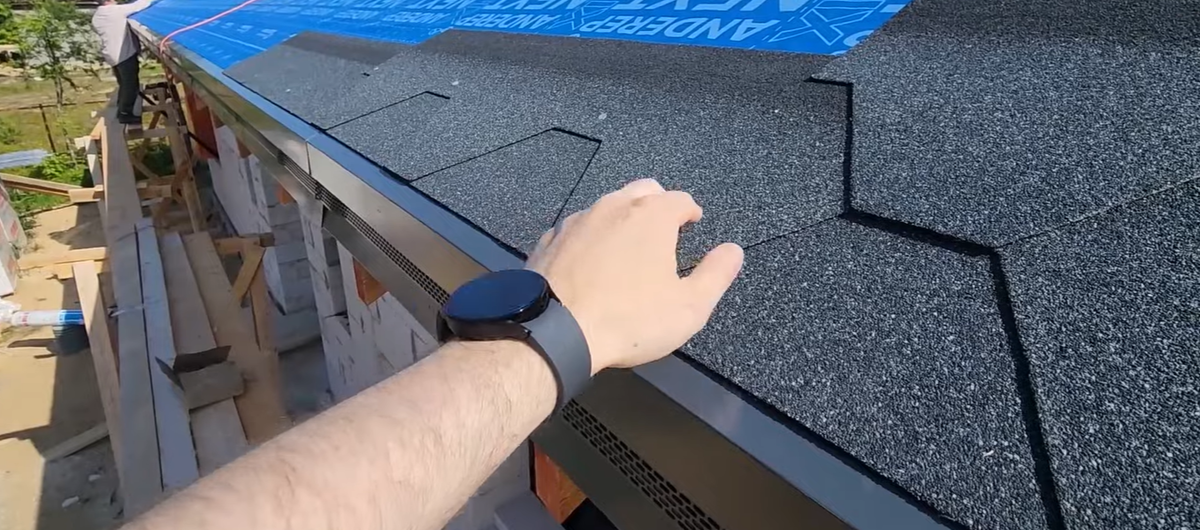 Что такое мягкая кровля (битумная черепица)