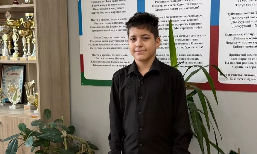 «Все взрослые проходили мимо»: пятиклассник из Якутска спас жизнь мужчине с инсультом