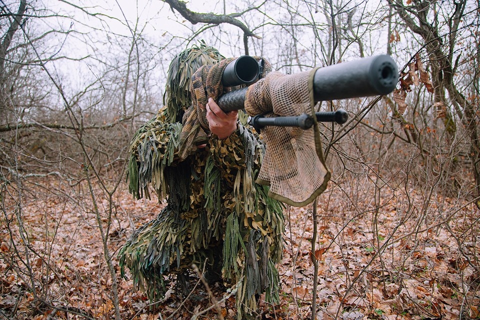    Снайперу с позывным «Ульф» — 38 лет. Он из Петербурга. Служит в отряде «БАРС-31» Добровольческого корпуса Южной группировки войск. Григорий КУБАТЬЯН