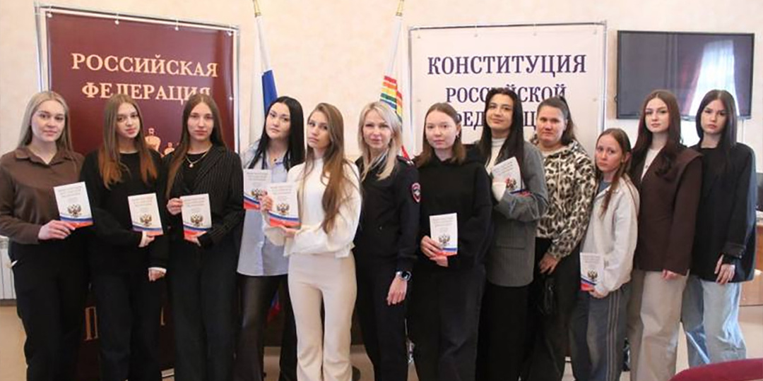 «Студенческий десант» высадился в управлении по вопросам миграции в ЕАО