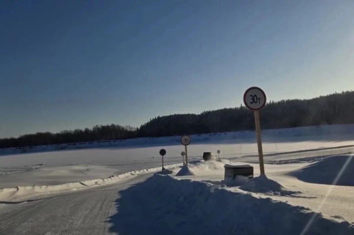    Грузоподъемность ледовой переправы в Увате увеличили до 40 тонн