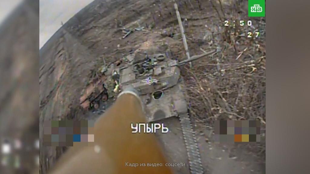    Опубликовано видео уничтожения танка Abrams под Авдеевкой    FPV-дронами    «Упырь»