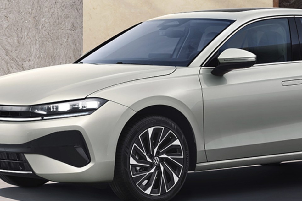    В России стартовали продажи новых седанов Volkswagen Magotan - Фото Фольксваген Китай
