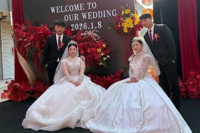 Обложка © Facebook (признан экстремистской организацией и запрещён на территории Российской Федерации) / VAY