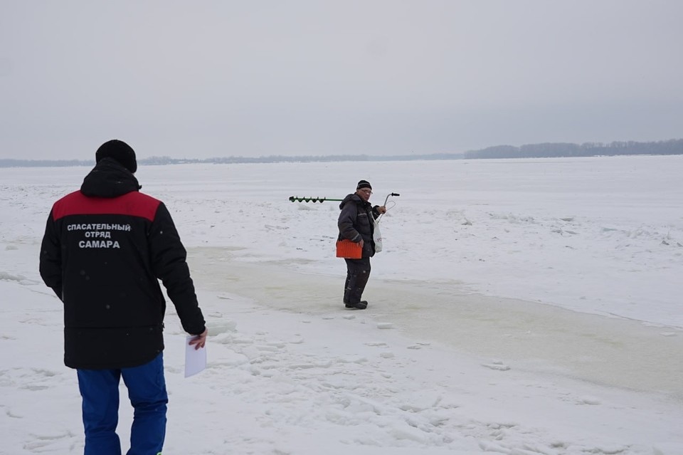    Лед на водоемах пока не окреп, выходить на него опасно администрация Самары