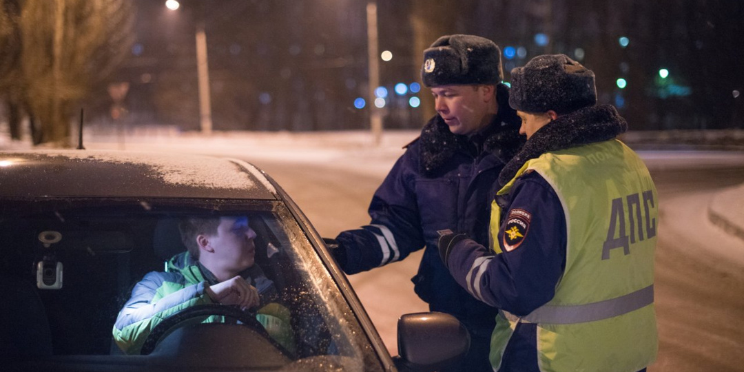 Фразы, которые в корне изменят разговор с инспектором ГИБДД: пользуйтесь на здоровье