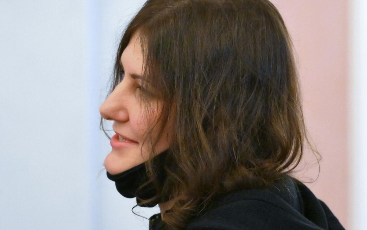    Мать-одиночка против Долиной: кто такая Полина Лурье, отсудившая у звезды квартиру за 112 миллионов