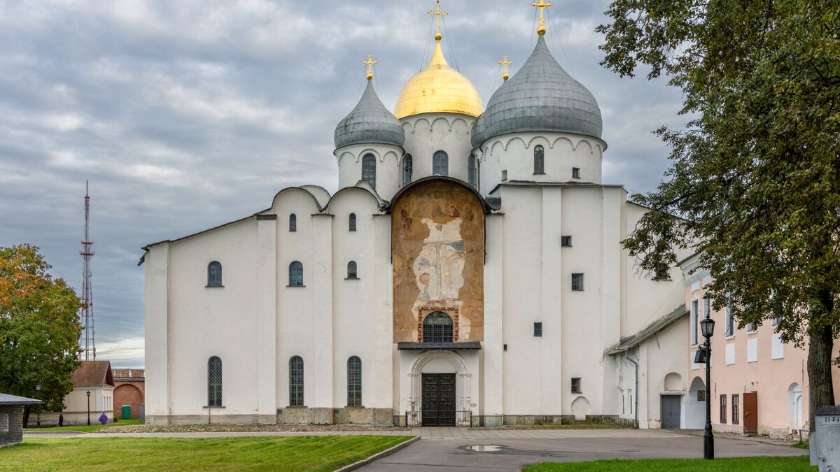 Вид на Софийский собор. Западная сторона. Мартирьевская паперть.