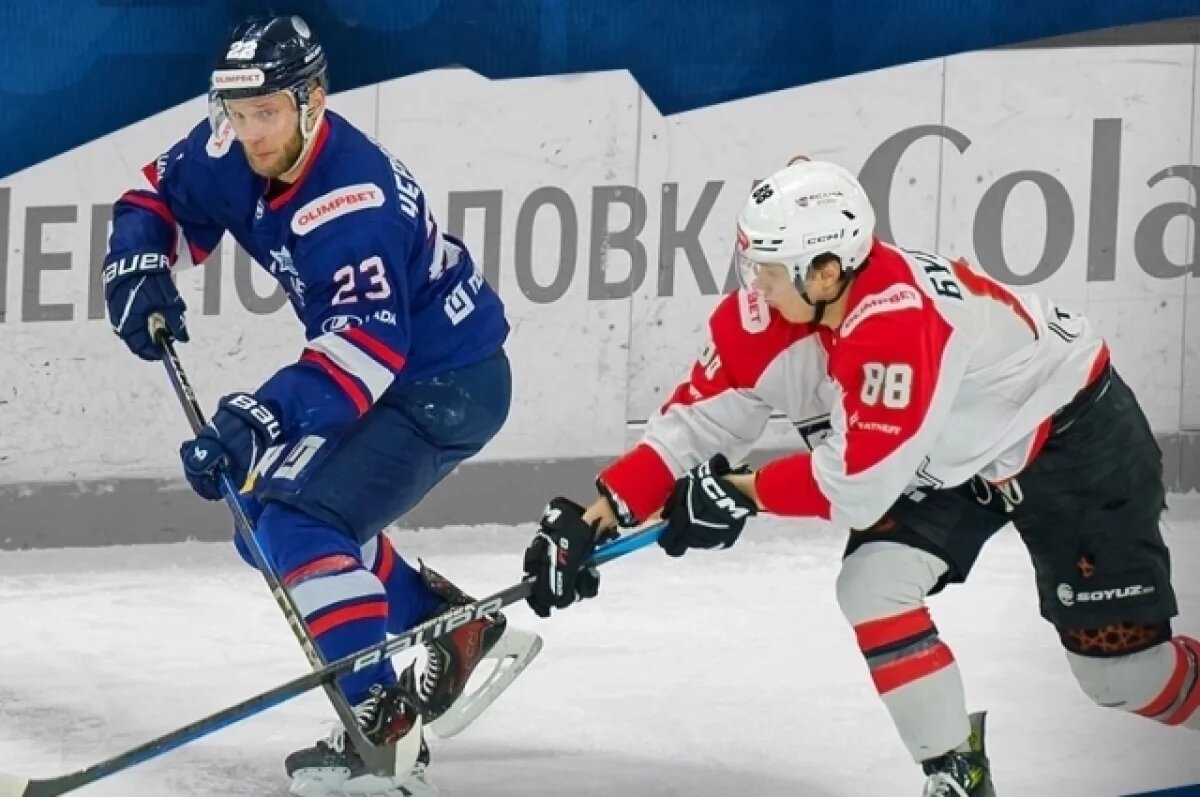    Самарские «лётчики» в домашнем матче не справились с «Нефтехимиком»