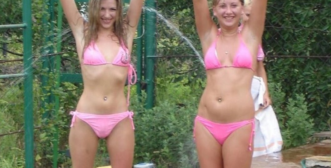 12 фото, которые доказывают, что для красивых девушек деревенский отдых интереснее городского.