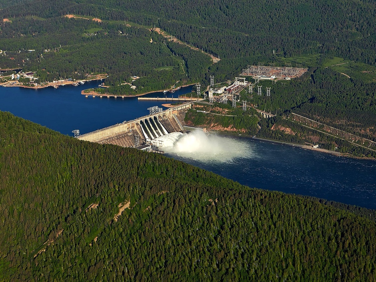 Демонстрации масштабов сооружения