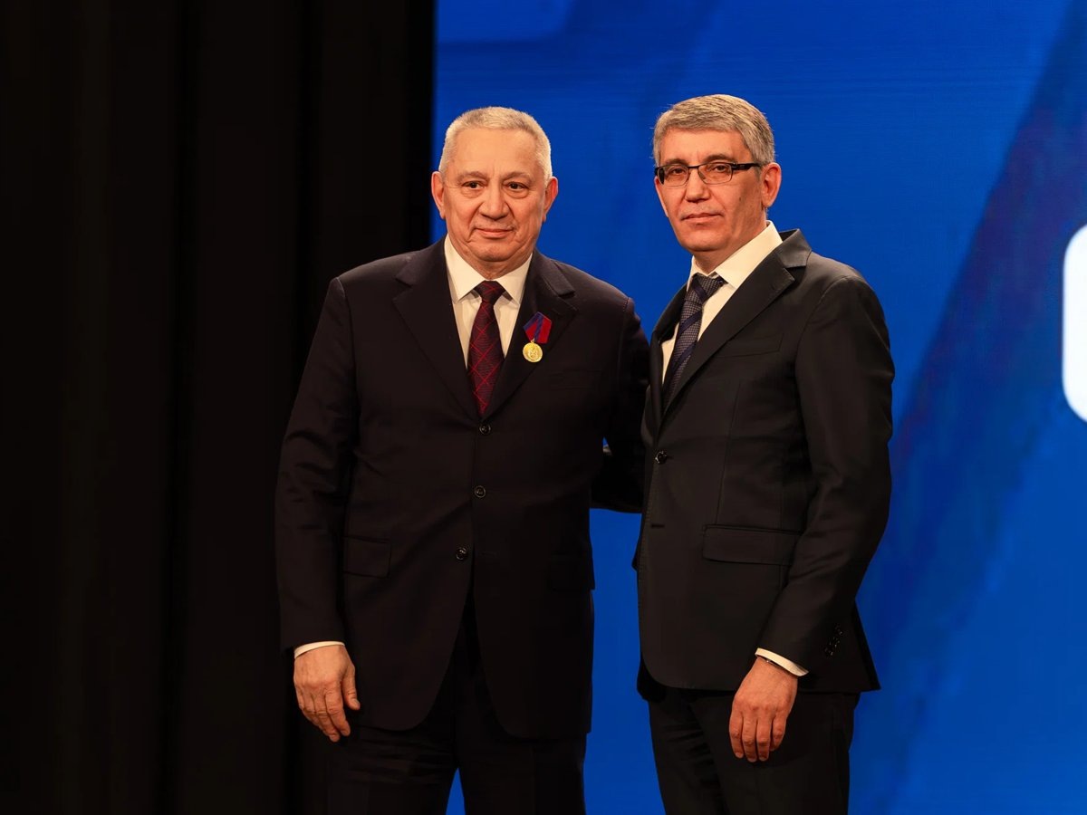     Награды спортсменам, тренерам и бизнесу вручал губернатор Тульской области