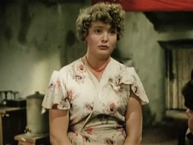 Татьяна Доронина в фиьме «Первый эшелон». Яндекс картинки.