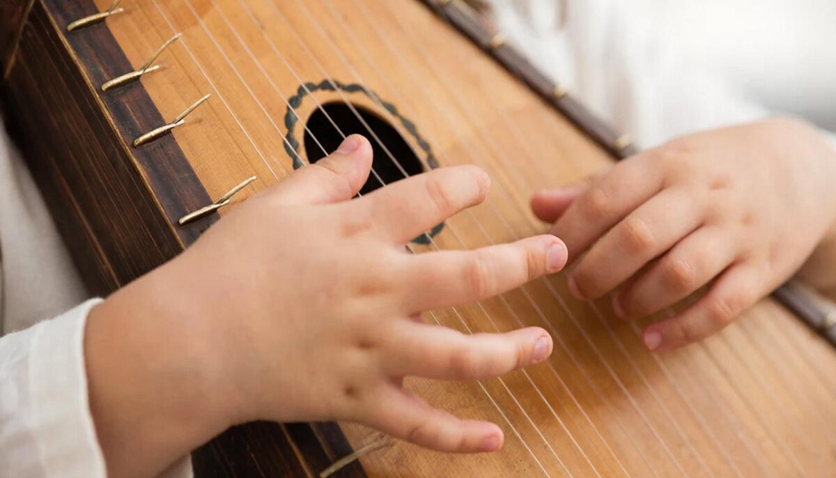     Фото: сгенерировано нейросетью GigaChat