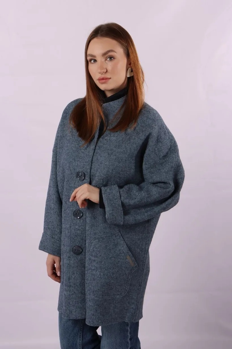 на модели: жакет Глициния, цвет джинс