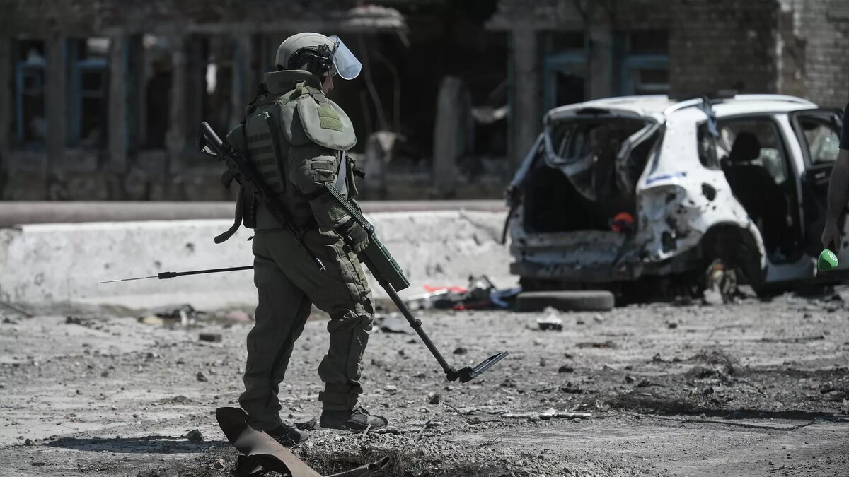 Сапер Международного противоминного центра Вооруженных сил РФ, архивное фото / © Sputnik 