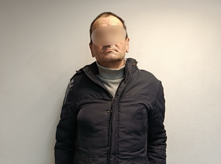    Пьяный пассажир из Оренбургской области сорвал посадку на рейс в Новом Уренгое