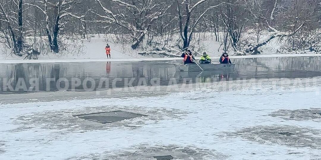 Утонувших в Брянске детей водолазы ищут с помощью видеокамеры