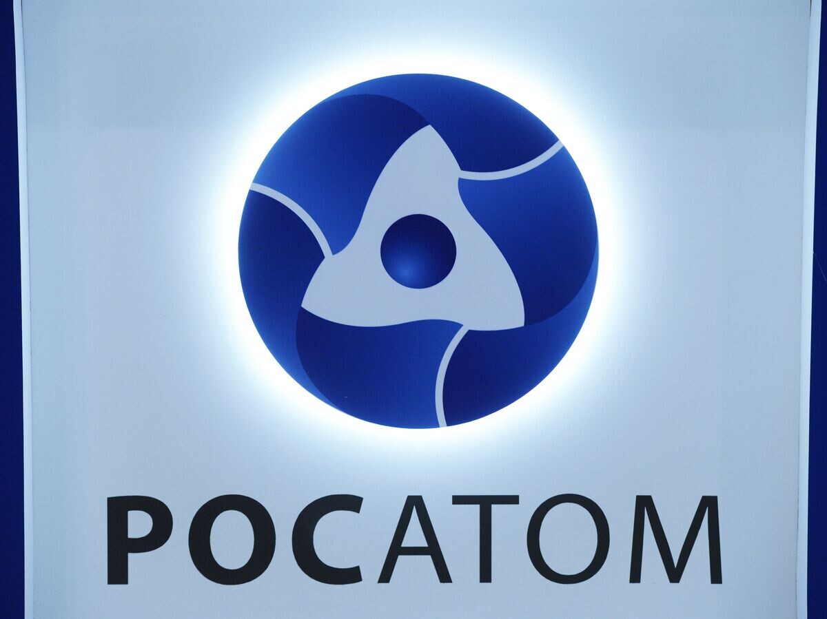    Логотип на стенде государственной корпорации по атомной энергии "Росатом"© РИА Новости . Григорий Сысоев