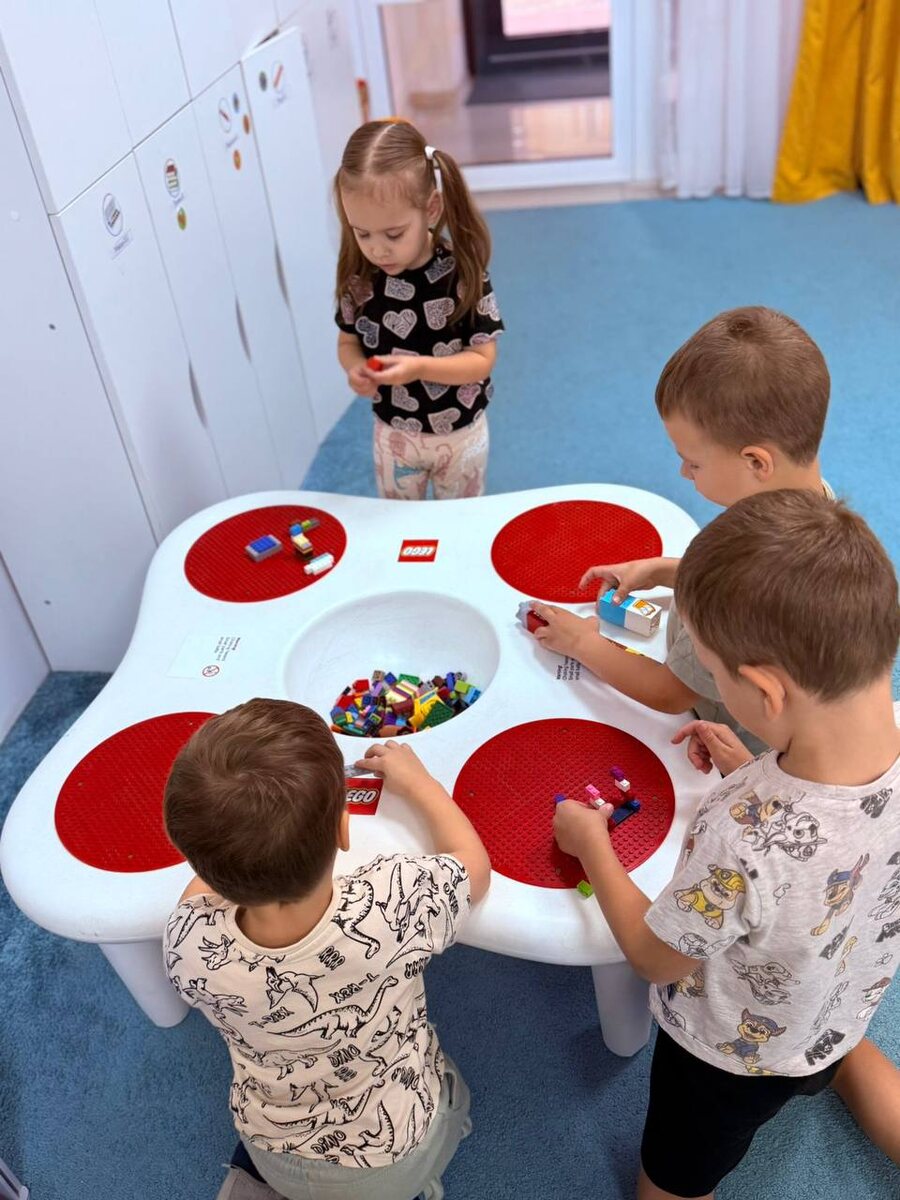 Развитие мелкой моторики очень важный этап в детстве каждого малыша. Сад "Цветы Жизни"