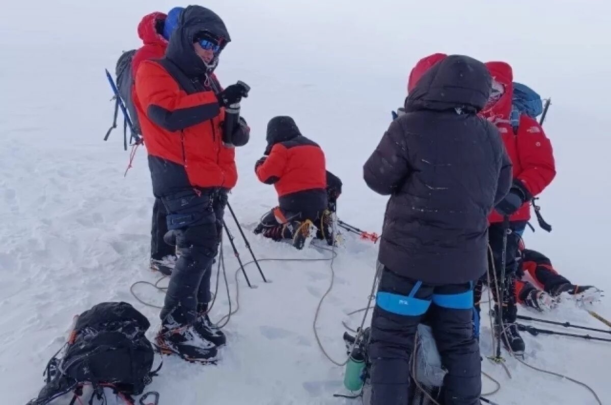    Альпинисты рассказали о ситуации с группой из РФ в Антарктиде